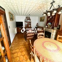 Maison divisée en 2 appartements - 154 m²