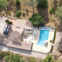 Maison - 9 pièces - 327,77 m²