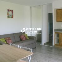 Maison - 7 pièces - 226 m²