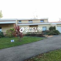 Maison - 6 pièces - 216,70 m²