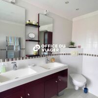 Maison - 6 pièces - 180 m²