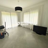 Maison - 5 pièces - 242,80 m²