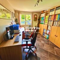 Maison - 7 pièces - 260 m²