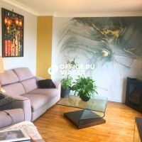 Maison - 8 pièces - 180 m²