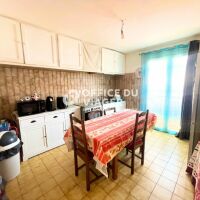 Maison divisée en 2 appartements - 153 m²