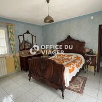 Maison - 9 pièces - 327,77 m²