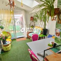 Maison - 7 pièces - 400 m²