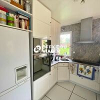 Maison - 7 pièces - 254 m²