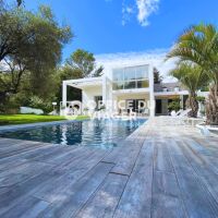 Maison - 5 pièces - 207 m²