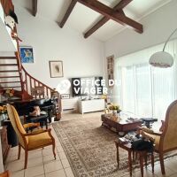 Maison - 6 pièces - 216,70 m²
