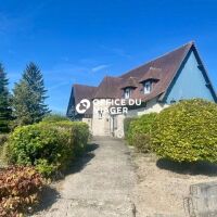 Maison - 5 pièces - 227 m²