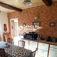 Ensemble immobilier - 8 pièces - 213,58 m²