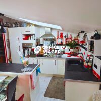 Maison - 7 pièces - 400 m²