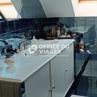 Maison - 7 pièces - 254 m²