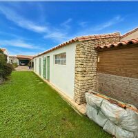 Maison - 6 pièces - 226 m²