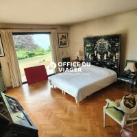 Maison - 6 pièces - 228,35 m²