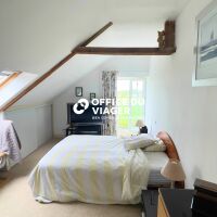 Maison - 6 pièces - 180 m²