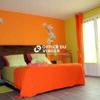 Maison - 7 pièces - 226 m²