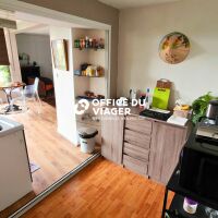 Maison - 8 pièces - 180 m²