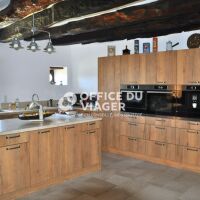 Maison - 6 pièces - 540 m²