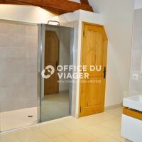 Maison - 6 pièces - 540 m²