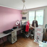 Maison - 8 pièces - 180 m²