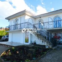 Maison - 7 pièces - 231,10 m²