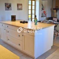 Maison - 6 pièces - 540 m²