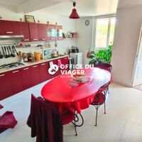 Maison - 6 pièces - 259,82 m²