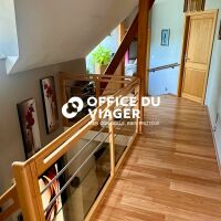 Maison - 7 pièces - 180 m²