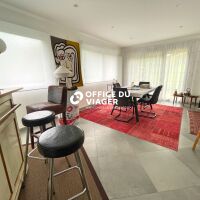 Maison - 5 pièces - 242,80 m²