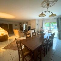 Maison - 9 pièces - 327,77 m²