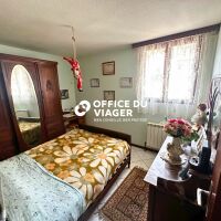 Maison divisée en 2 appartements - 154 m²