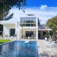 Maison - 5 pièces - 207 m²