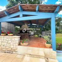 Maison - 9 pièces - 327,77 m²
