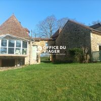 Ensemble immobilier - 6 pièces - 250 m²