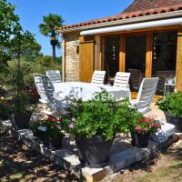 Maison - 6 pièces - 540 m²