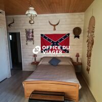 Ensemble immobilier - 8 pièces - 213,58 m²
