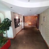 Appartement- 2 pièces - 65,99 m²