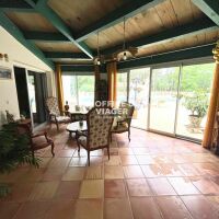 Maison - 9 pièces - 327,77 m²