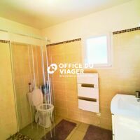 Maison -5 pièces - 210 m²