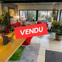 Maison - 7 pièces - 195 m²