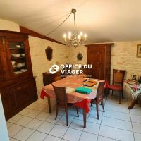 Appartement - 5 pièces - 145 m²