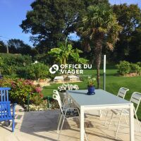 Maison - 7 pièces - 266 m²