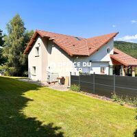 Maison - 7 pièces - 260 m²