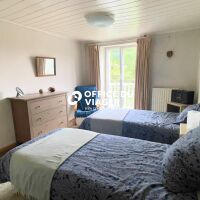 Maison - 6 pièces - 180 m²